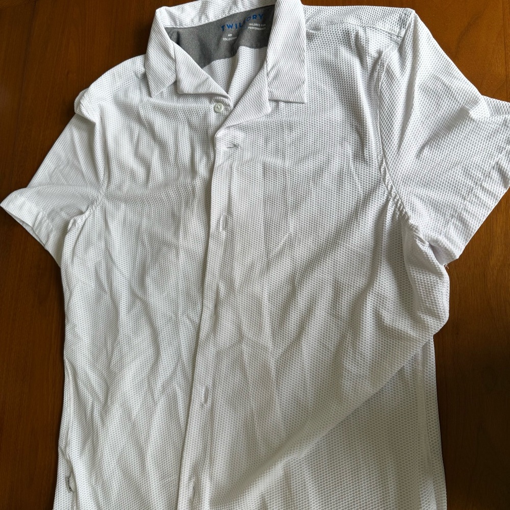 NWOT Twillory White Air Resort Shirt (Men's Large)